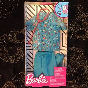 Barbie Scrubs 👚